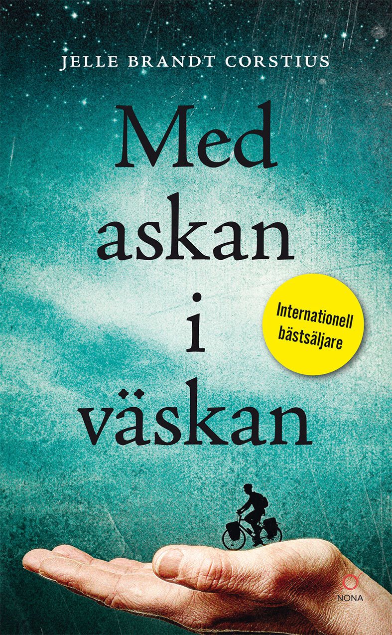 Med askan i väskan