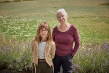 Mamma Mu och Kråkan pysslar Pysselbok : Innehåller klistermärken